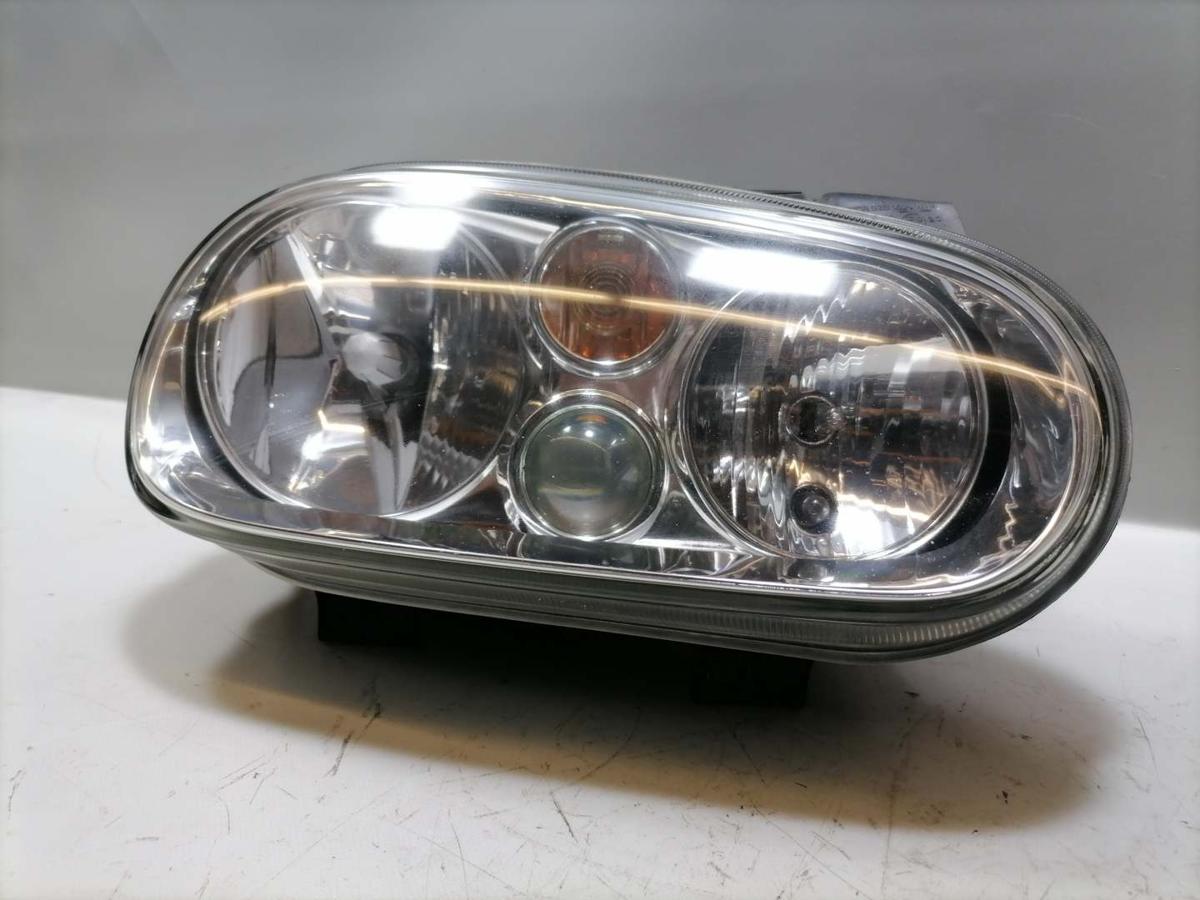 VW Golf 4 original Scheinwerfer vorn rechts mit Nebelscheinwerfer Halogen Bj.1999